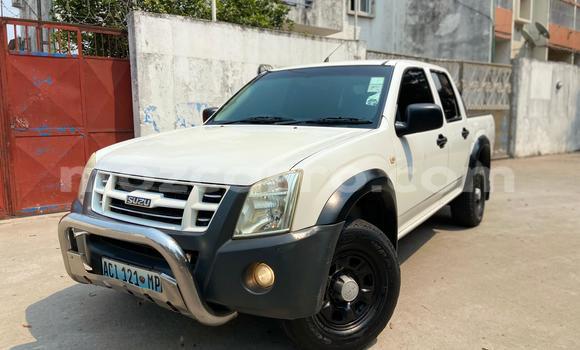 Buy Used Isuzu KB White Car in Maputo in Maputo Buy Used Isuzu KB White Car in Maputo in Maputo