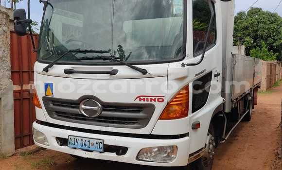 Comprar Usado Toyota 4Runner Branco Carro em Maputo em Maputo Comprar Usado Toyota 4Runner Branco Carro em Maputo em Maputo