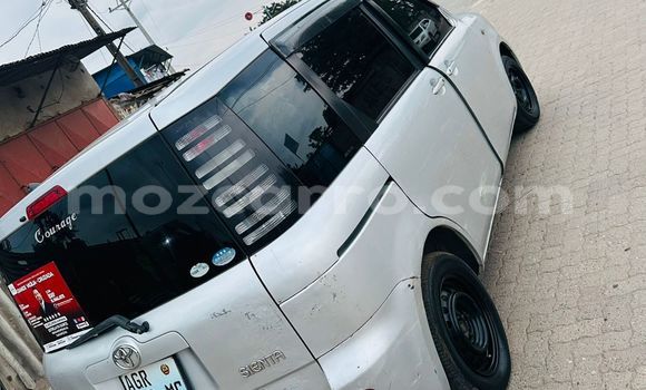 Nunua Ilio tumika Toyota Sienta Nyingine Gari ndani ya Maputo nchini Maputo Nunua Ilio tumika Toyota Sienta Nyingine Gari ndani ya Maputo nchini Maputo