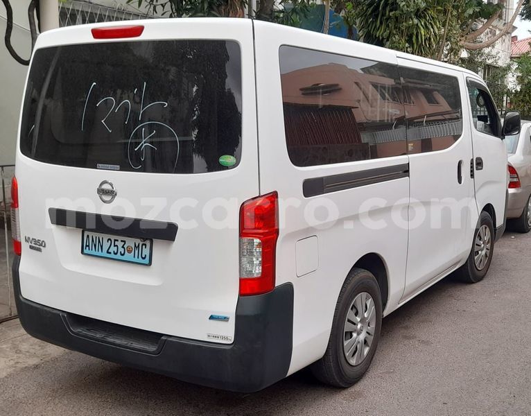 Big with watermark nissan caravan maputo maputo 29366