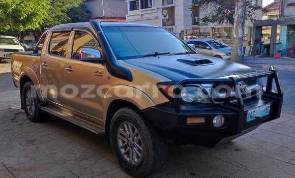 Nunua Ilio tumika Toyota Hilux Brown Gari ndani ya Maputo nchini Maputo Nunua Ilio tumika Toyota Hilux Brown Gari ndani ya Maputo nchini Maputo