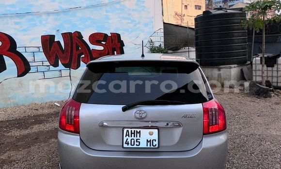 Comprar Usado Toyota Runx Prata Carro em Maputo em Maputo Comprar Usado Toyota Runx Prata Carro em Maputo em Maputo