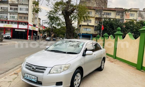 Nunua Ilio tumika Toyota Axio Fedha Gari ndani ya Maputo nchini Maputo