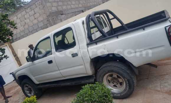 Tenga Tsaru Toyota Hilux Chena Mota in Maputo in Maputo Tenga Tsaru Toyota Hilux Chena Mota in Maputo in Maputo