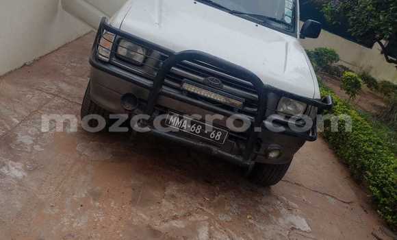 Tenga Tsaru Toyota Hilux Chena Mota in Maputo in Maputo Tenga Tsaru Toyota Hilux Chena Mota in Maputo in Maputo