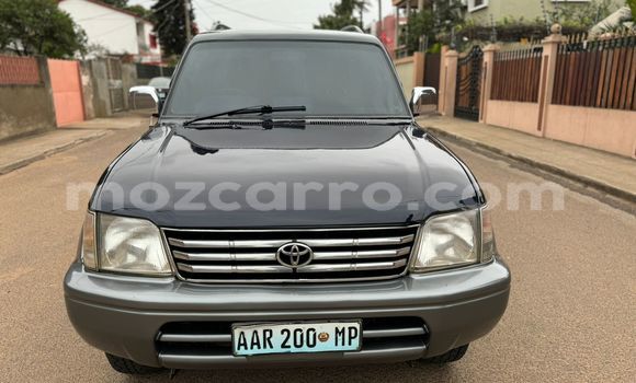 Nunua Ilio tumika Toyota Land Cruiser Prado Nyeusi Gari ndani ya Maputo nchini Maputo Nunua Ilio tumika Toyota Land Cruiser Prado Nyeusi Gari ndani ya Maputo nchini Maputo
