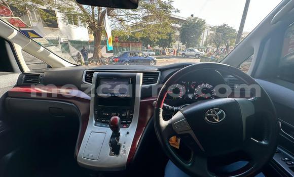 Nunua Ilio tumika Toyota Vellfire Nyeusi Gari ndani ya Maputo nchini Maputo Nunua Ilio tumika Toyota Vellfire Nyeusi Gari ndani ya Maputo nchini Maputo