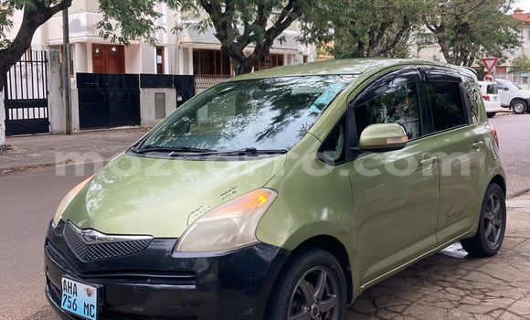 Comprar Usado Toyota Ractis Vermelho Carro em Maputo em Maputo