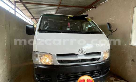 Nunua Ilio tumika Toyota Hiace Nyeupe Gari ndani ya Maputo nchini Maputo Nunua Ilio tumika Toyota Hiace Nyeupe Gari ndani ya Maputo nchini Maputo