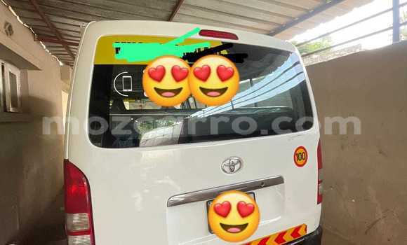 Nunua Ilio tumika Toyota Hiace Nyeupe Gari ndani ya Maputo nchini Maputo Nunua Ilio tumika Toyota Hiace Nyeupe Gari ndani ya Maputo nchini Maputo
