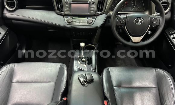 Comprar Novo Toyota RAV4 Branco Carro em Maputo em Maputo Comprar Novo Toyota RAV4 Branco Carro em Maputo em Maputo