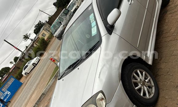 Nunua Ilio tumika Toyota Runx Fedha Gari ndani ya Maputo nchini Maputo Nunua Ilio tumika Toyota Runx Fedha Gari ndani ya Maputo nchini Maputo