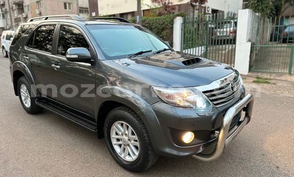 Tenga Tsaru Toyota Fortuner Zvimwe Mota in Maputo in Maputo Tenga Tsaru Toyota Fortuner Zvimwe Mota in Maputo in Maputo