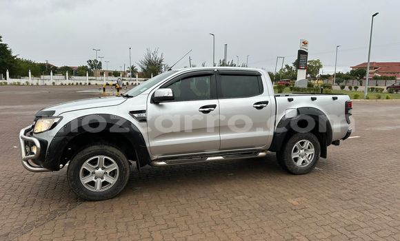 Comprar Usado Ford Ranger Bege Carro em Maputo em Maputo