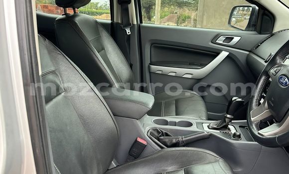 Comprar Usado Ford Ranger Bege Carro em Maputo em Maputo Comprar Usado Ford Ranger Bege Carro em Maputo em Maputo
