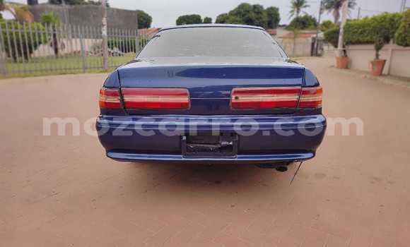 Comprar Usado Toyota Mark II Azul Carro em Moçambique em Nampula Comprar Usado Toyota Mark II Azul Carro em Moçambique em Nampula