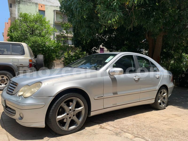 Big with watermark mercedes benz e200 maputo maputo 29473