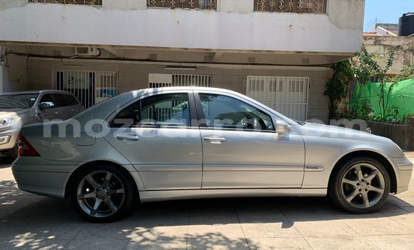 Comprar Usado Mercedes-Benz E200 De outros Carro em Maputo em Maputo Comprar Usado Mercedes-Benz E200 De outros Carro em Maputo em Maputo
