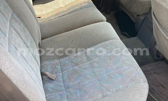 Comprar Usado Toyota Surf Branco Carro em Maputo em Maputo Comprar Usado Toyota Surf Branco Carro em Maputo em Maputo