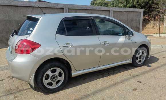 Comprar Usado Toyota Auris Prata Carro em Maputo em Maputo Comprar Usado Toyota Auris Prata Carro em Maputo em Maputo