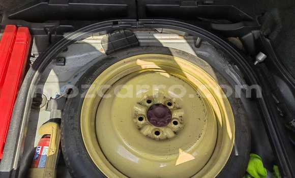 Comprar Usado Toyota Auris Prata Carro em Maputo em Maputo Comprar Usado Toyota Auris Prata Carro em Maputo em Maputo