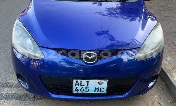 Comprar Usado Mazda Demio Azul Carro em Maputo em Maputo