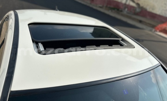 Comprar Usado Mercedes‒Benz KOMPRESSOR Branco Carro em Maputo em Maputo Comprar Usado Mercedes‒Benz KOMPRESSOR Branco Carro em Maputo em Maputo