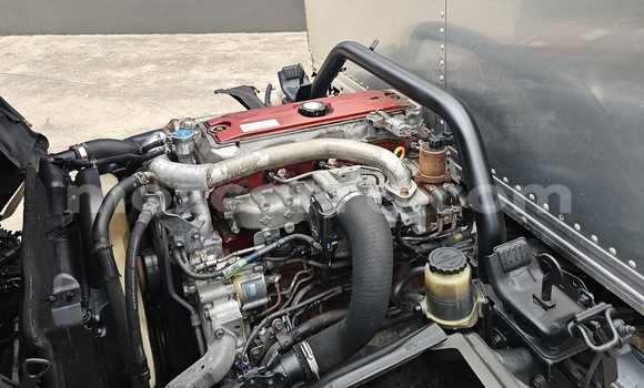 Comprar Usado Toyota Dyna Branco Carro em Maputo em Maputo Comprar Usado Toyota Dyna Branco Carro em Maputo em Maputo