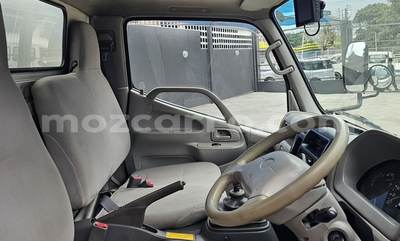 Comprar Usado Toyota Dyna Branco Carro em Maputo em Maputo Comprar Usado Toyota Dyna Branco Carro em Maputo em Maputo