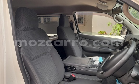 Comprar Usado Nissan Caravan Branco Carro em Maputo em Maputo Comprar Usado Nissan Caravan Branco Carro em Maputo em Maputo