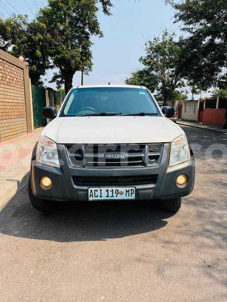 Big with watermark isuzu kb maputo maputo 29501