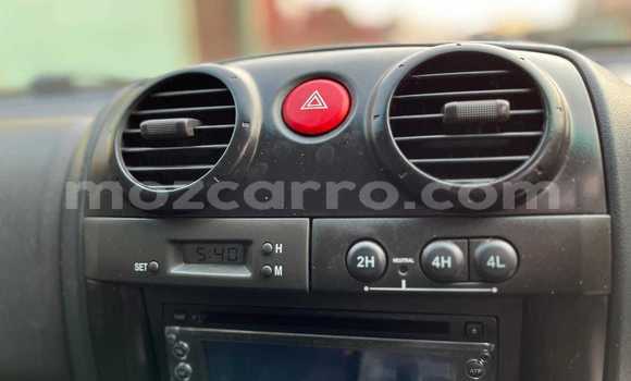 Nunua Ilio tumika Isuzu KB Nyeupe Gari ndani ya Maputo nchini Maputo Nunua Ilio tumika Isuzu KB Nyeupe Gari ndani ya Maputo nchini Maputo