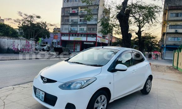 Nunua Ilio tumika Mazda Demio Nyeupe Gari ndani ya Maputo nchini Maputo Nunua Ilio tumika Mazda Demio Nyeupe Gari ndani ya Maputo nchini Maputo