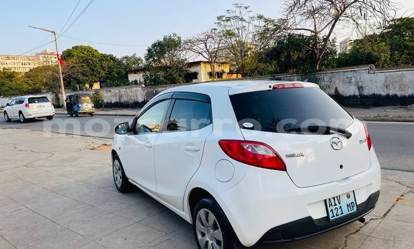 Nunua Ilio tumika Mazda Demio Nyeupe Gari ndani ya Maputo nchini Maputo Nunua Ilio tumika Mazda Demio Nyeupe Gari ndani ya Maputo nchini Maputo