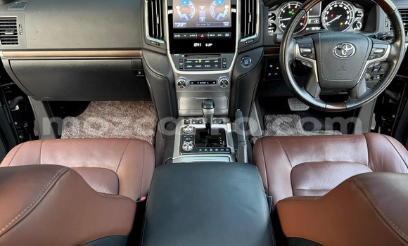 Buy Used Toyota Land Cruiser Black Car in Maputo in Maputo Buy Used Toyota Land Cruiser Black Car in Maputo in Maputo