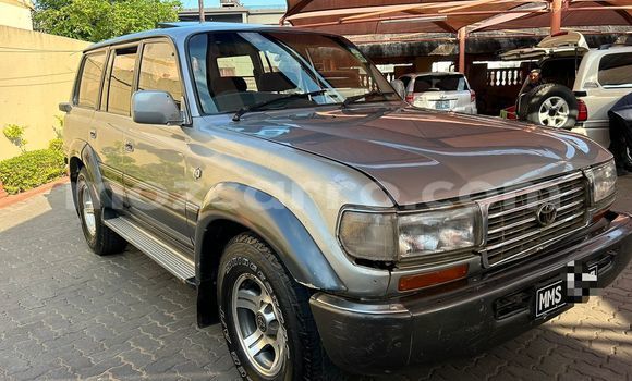 Comprar Usado Toyota Land Cruiser Prata Carro em Maputo em Maputo Comprar Usado Toyota Land Cruiser Prata Carro em Maputo em Maputo