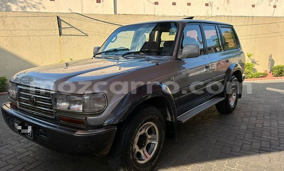 Comprar Usado Toyota Land Cruiser Prata Carro em Maputo em Maputo Comprar Usado Toyota Land Cruiser Prata Carro em Maputo em Maputo