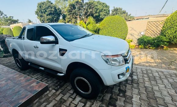 Nunua Ilio tumika Ford Ranger Nyeupe Gari ndani ya Maputo nchini Maputo