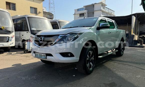 Nunua Ilio tumika Mazda BT-50 Nyeupe Gari ndani ya Maputo nchini Maputo Nunua Ilio tumika Mazda BT-50 Nyeupe Gari ndani ya Maputo nchini Maputo