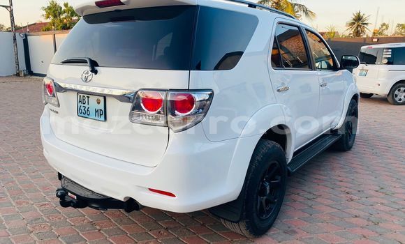 Tenga Tsaru Toyota Fortuner Chena Mota in Maputo in Maputo Tenga Tsaru Toyota Fortuner Chena Mota in Maputo in Maputo