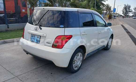 Comprar Usado Toyota IST Branco Carro em Maputo em Maputo Comprar Usado Toyota IST Branco Carro em Maputo em Maputo