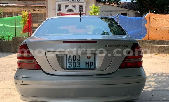 Nunua Ilio tumika Mercedes-Benz C180 coupe Nyingine Gari ndani ya Maputo nchini Maputo Nunua Ilio tumika Mercedes-Benz C180 coupe Nyingine Gari ndani ya Maputo nchini Maputo