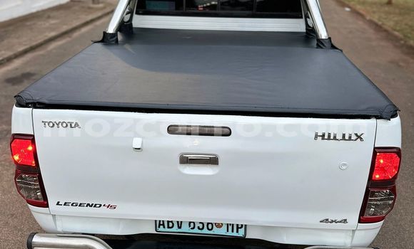 Buy Used Toyota Hilux White Car in Maputo in Maputo Buy Used Toyota Hilux White Car in Maputo in Maputo