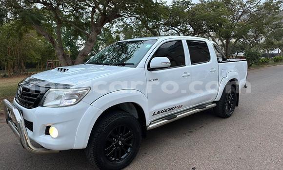 Tenga Tsaru Toyota Hilux Chena Mota in Maputo in Maputo Tenga Tsaru Toyota Hilux Chena Mota in Maputo in Maputo