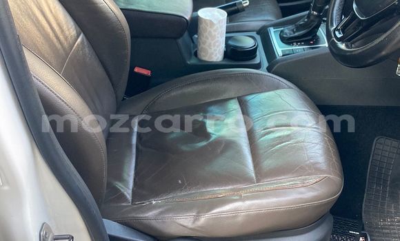 Comprar Usado Volkswagen Amarok Branco Carro em Maputo em Maputo Comprar Usado Volkswagen Amarok Branco Carro em Maputo em Maputo