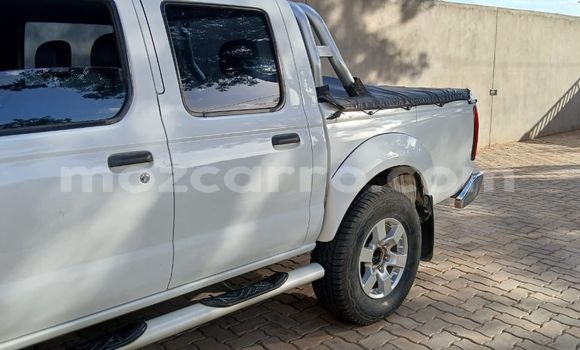 Buy Used Nissan Hardbody White Car in Maputo in Maputo Buy Used Nissan Hardbody White Car in Maputo in Maputo
