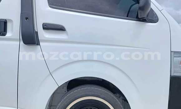 Buy Used Toyota Hiace White Car in Maputo in Maputo Buy Used Toyota Hiace White Car in Maputo in Maputo