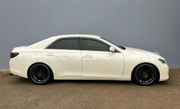 Comprar Novo Toyota Mark X Branco Carro em Maputo em Maputo Comprar Novo Toyota Mark X Branco Carro em Maputo em Maputo