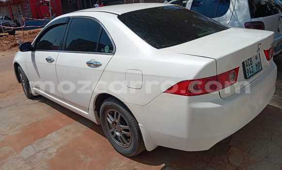 Nunua Ilio tumika Honda Accord Nyeupe Gari ndani ya Maputo nchini Maputo Nunua Ilio tumika Honda Accord Nyeupe Gari ndani ya Maputo nchini Maputo