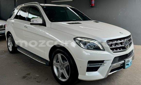 Comprar Novo Mercedes‒Benz M-Class Branco Carro em Maputo em Maputo